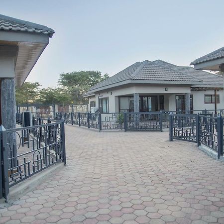 Mc Apartments Lusaka Exterior foto